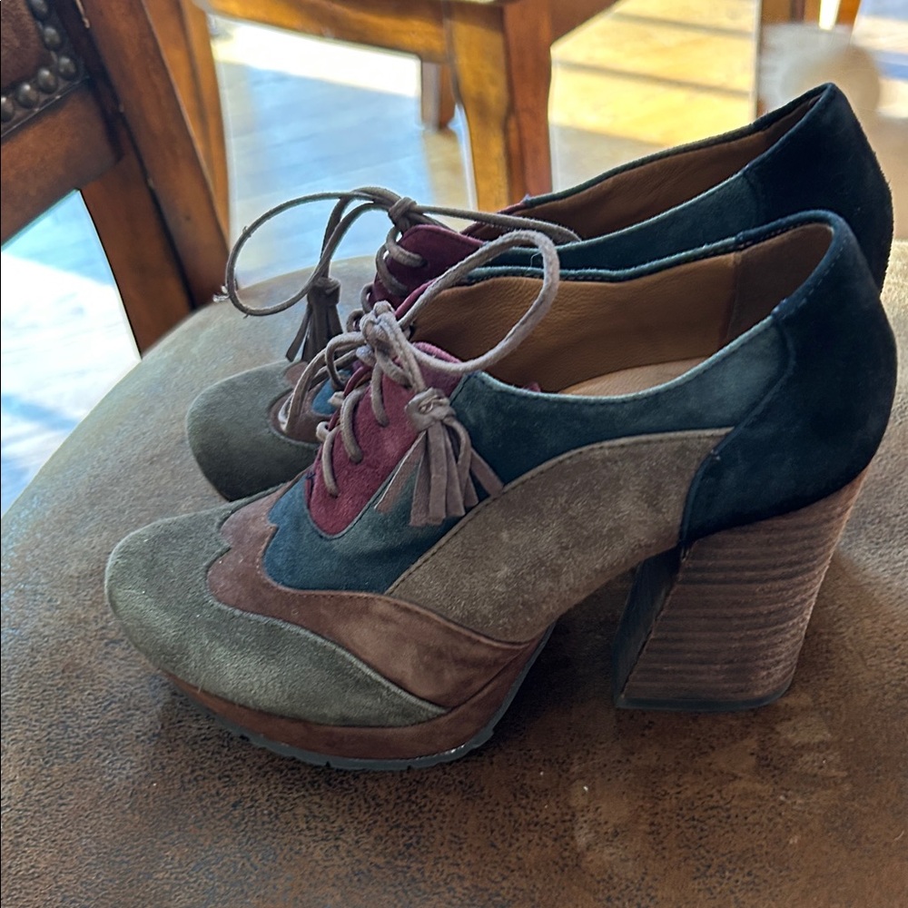 Earthies Suede Multicolor Women's Heeled Shoes